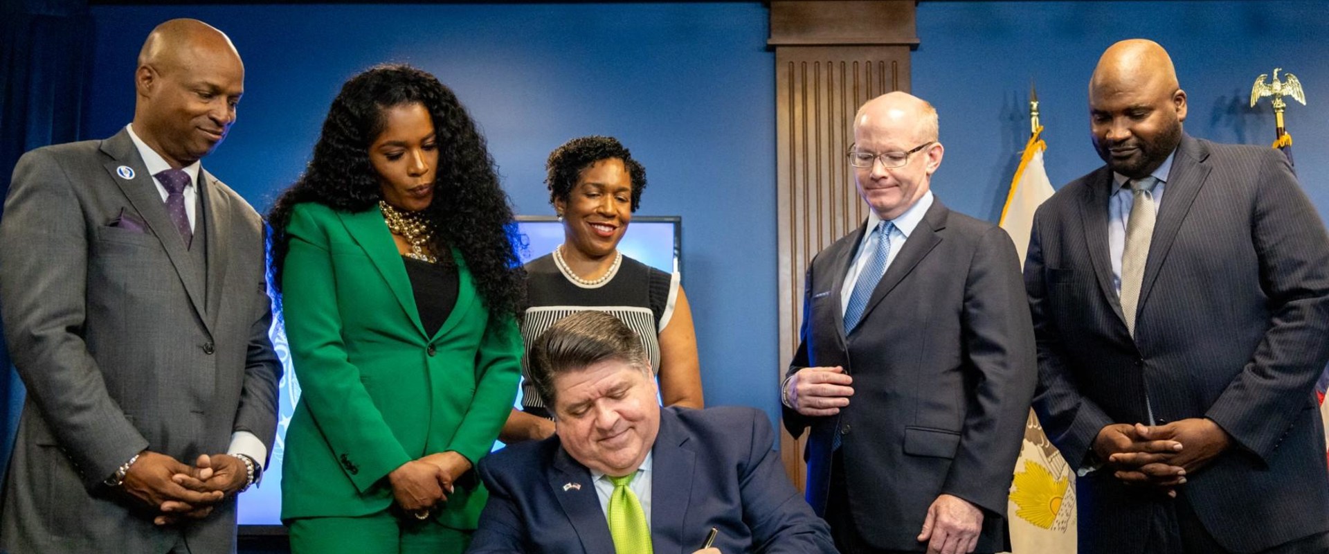 The Power of Collaboration: How Politicians in Northeastern Illinois Work Together
